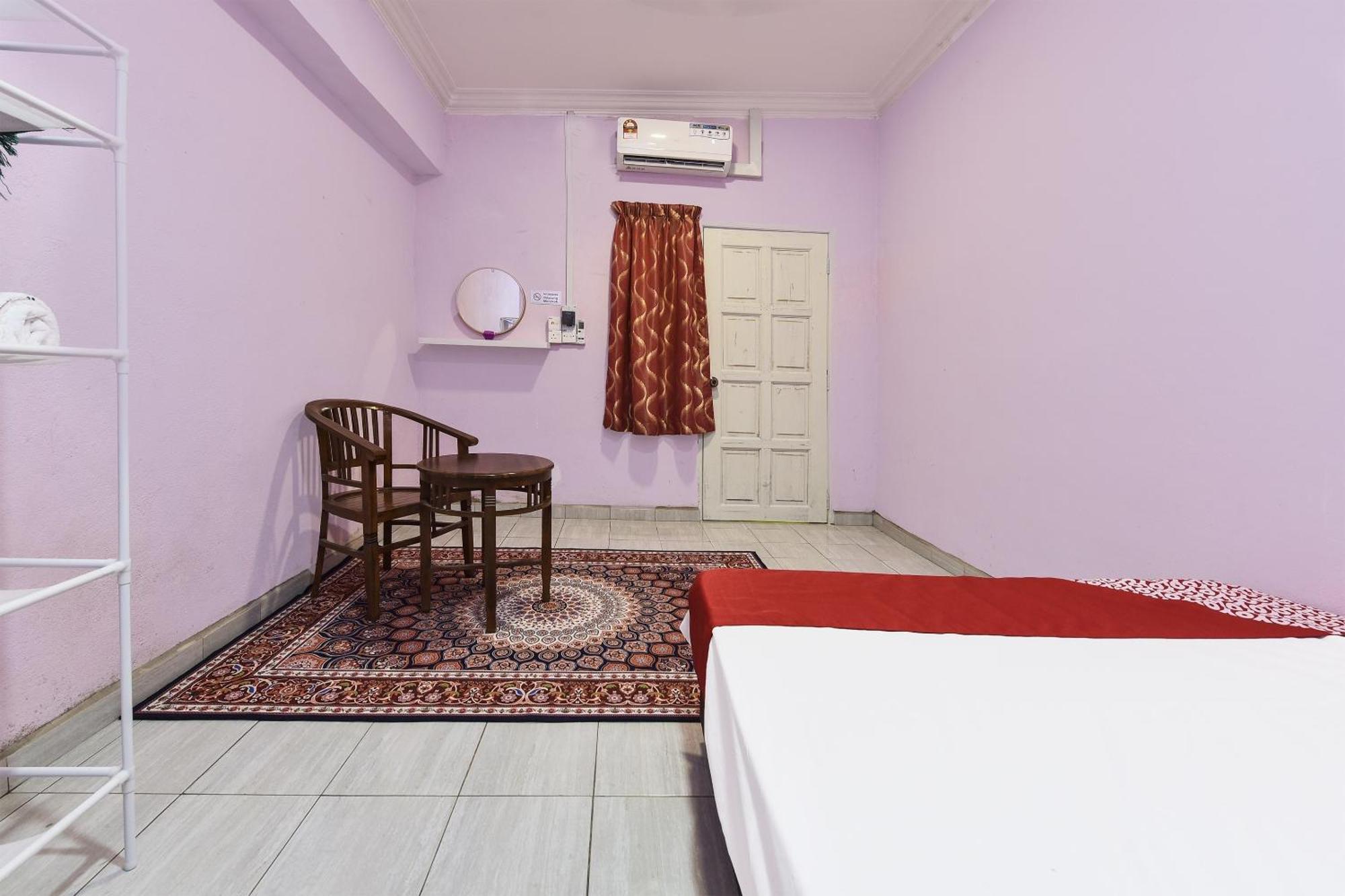 Oyo 90551 Zn Mix Homestay & Roomstay Kampung Raja Extérieur photo