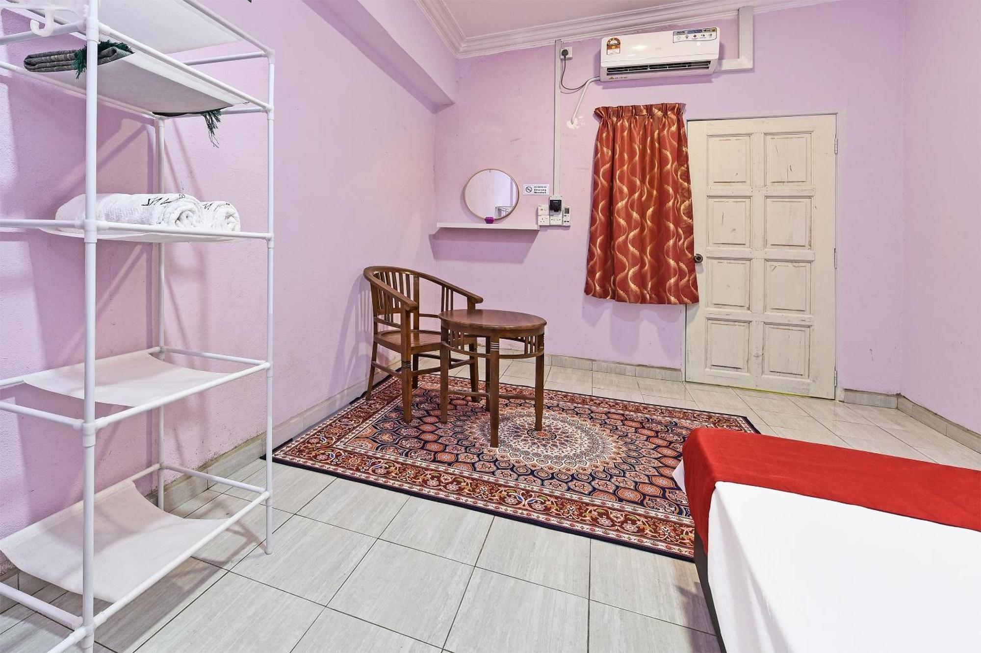 Oyo 90551 Zn Mix Homestay & Roomstay Kampung Raja Extérieur photo